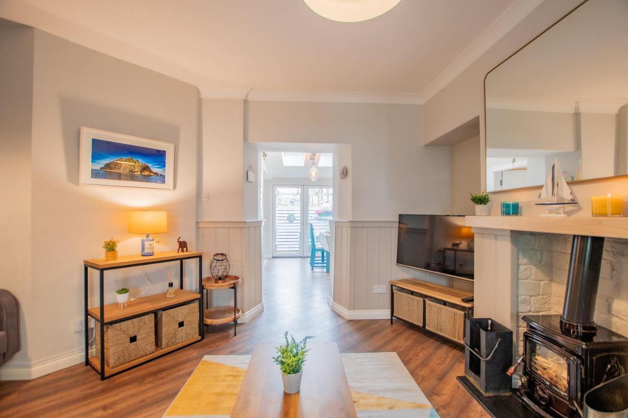 Cosy Retreat In The City Centre Голуей Екстериор снимка