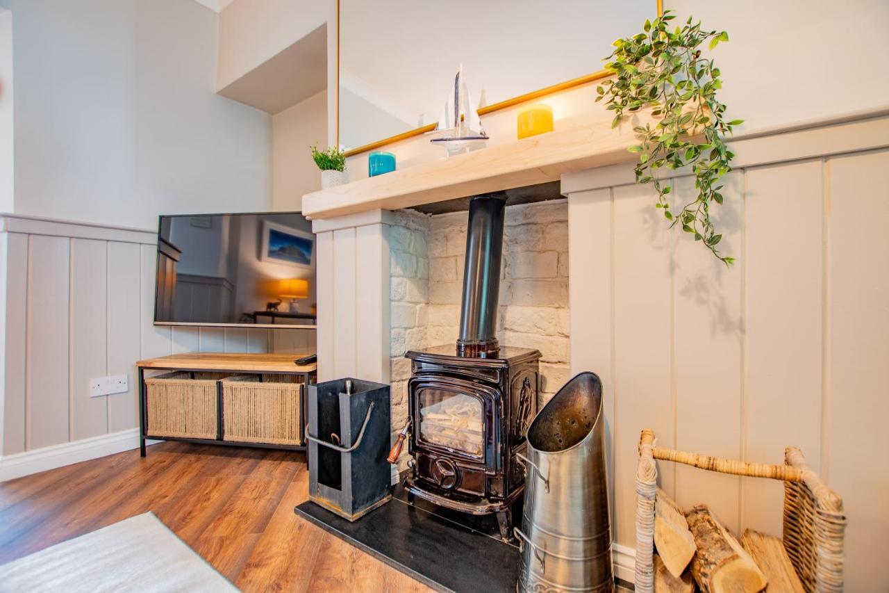 Cosy Retreat In The City Centre Голуей Екстериор снимка