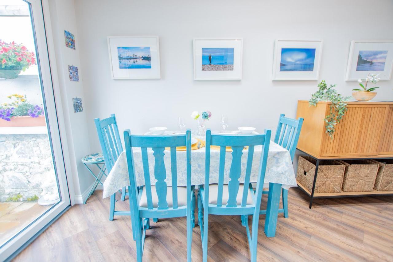 Cosy Retreat In The City Centre Голуей Екстериор снимка